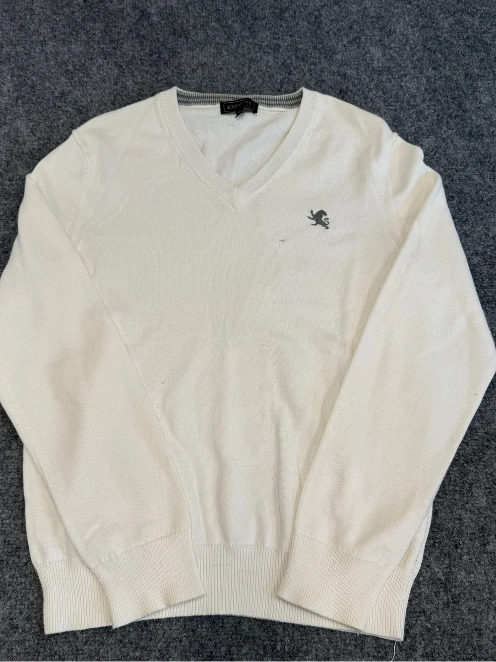 Express Men's White V-Neck Sweater with Small Lion Crest